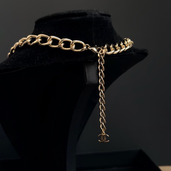 Chanel Gold Chain Choker Necklace - Picture 4 of 6